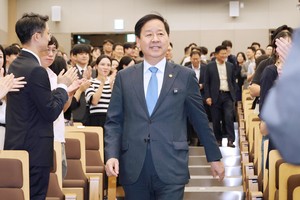 떠나는 ‘李 정부 첫 경제수장’…구윤철 “메모리반도체 후속타 키워야”