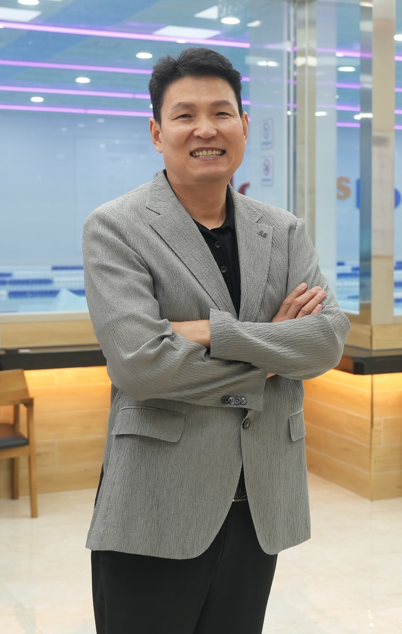우 회장은 한강 야외수영장을 선수 훈련, 시민 생활체육, 문화 콘텐츠가 어우러진 사계절 스포츠 플랫폼으로 활용하는 방안을 제안했다. 양정원 기자