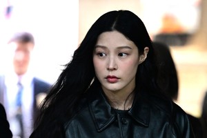 조민 “논란 우려된다고”…홈쇼핑 출연 90분 전 취소 이유
