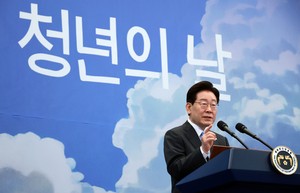李대통령 “청년세대, 미래 가장 불안…정부 최선 다할 것”
