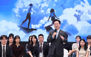 李대통령 “태극마크까지 흘린 땀 믿고 마음껏 뛰길”…아시안게임 선수단 응원