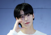 Woman booked over alleged eavesdropping on Cha Eun-woo