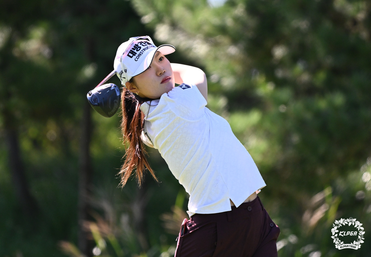 Kim Min-sun 7 cruises to a 4-stroke victory on a demanding course. (KLPGA)
