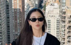 ‘돌싱’ 기은세, 긴 생머리로 20대 비주얼..나이 안 믿기는 청순美