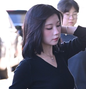 [포토] 베몬 아사 ‘날씨가 더워요’