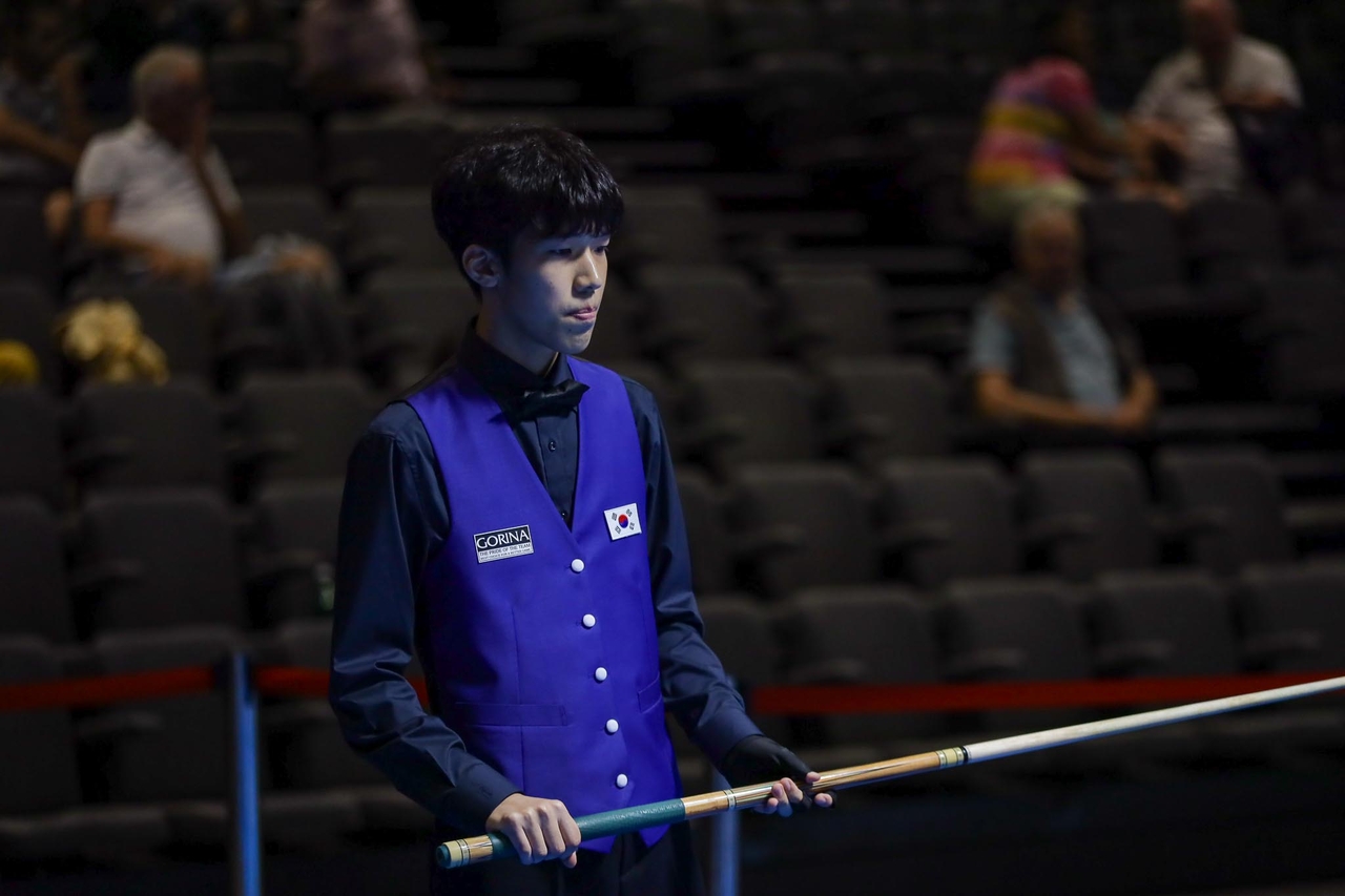 Song Yun-do, a member of South Korea's junior national billiards team, competes at the 17th World Junior Three-Cushion Billiards Championship.