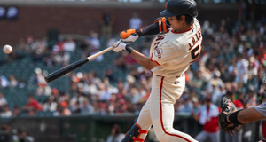 Lee Jung-hoo extends hitting streak