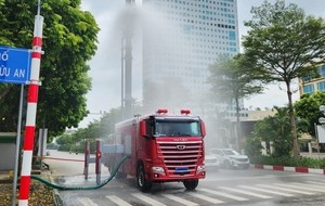 “벽 뚫고 화재 진압”…타타대우, 베트남에 특수소방차 2대 공급