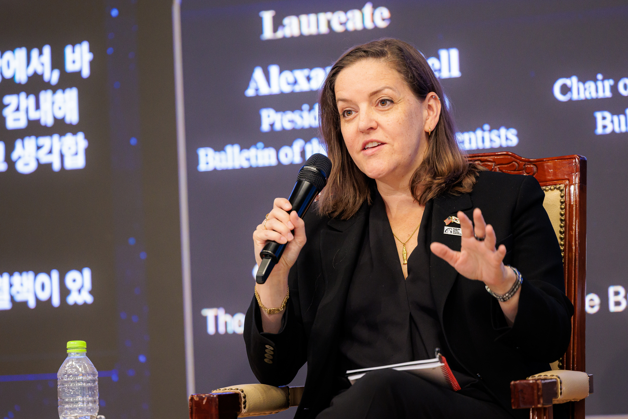 Alexandra Bell, CEO and president of the Bulletin of Atomic Scientist speaks to reporters on Monday on the sidelines of the Miwon Peace Prize ceremony held at Kyung Hee University in Dongdaemun-gu, Seoul. (Kyung Hee University)
