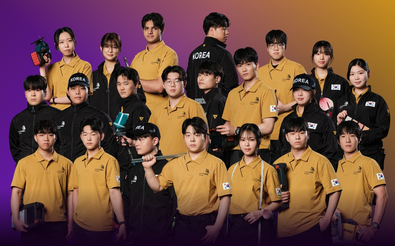 볼디스트 공식 유니폼을 입은 2026 상하이 국제기능올림픽대회에 참가하는 팀 코리아 단체 사진. [볼디스트 제공]