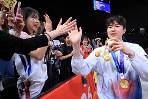 Forward lifts S. Korea to men's hoops gold with sharpshooting, leadership