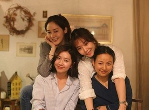 핑클, 완전체로 돌아온다…21년만에 컴백 “지속적 활동”