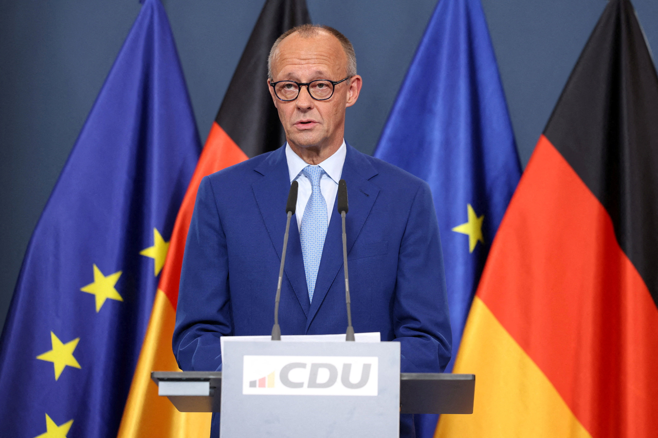 German Chancellor Friedrich Merz gives a statement in Berlin, Sunday. (Reuters-Yonhap)