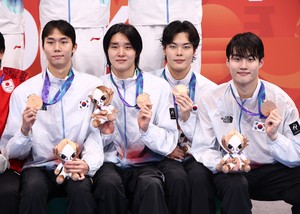 S. Korea claims bronze in 4x200m freestyle relay swimming