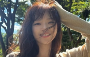 트와이스 정연, 확 달라진 분위기에 깜짝..여배우 분위기 물씬