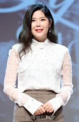 린 ‘심수봉 저격 논란’ 김다현 응원…“언니 울리는 감성 여왕”