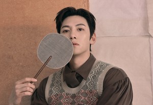 [뮤:터뷰③] ‘스캔들’ 지창욱 “디즈니+서 고생 후 신분 상승? 배우의 장점…제 플러팅 방식은”
