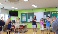 “우리 애 콩주머니 던지다 다쳤다”…2년 뒤 교사 고소한 학부모