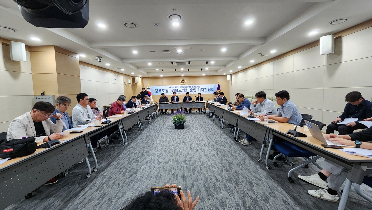 [더불어민주당 경북도당 제공]