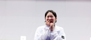 Choo Ga-eun captures gold in women's 10m air pistol shooting