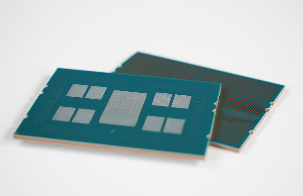 Samsung Electro-Mechanics’ server FC-BGA substrate, designed for high-performance computing applications. (Samsung Electro-Mechanics)