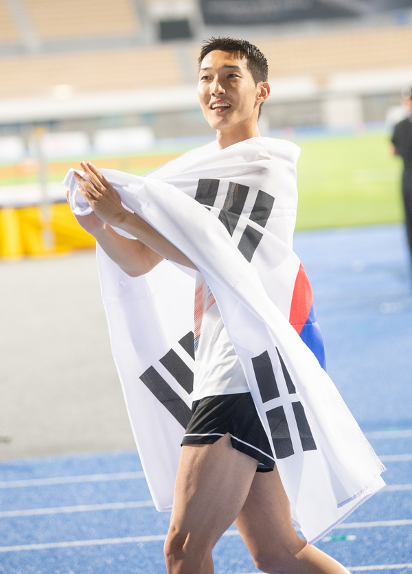 High jumper Woo Sang-hyeok (Gumi City)