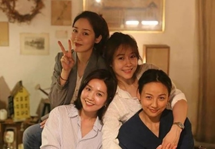 핑클/사진=포트럭 SNS