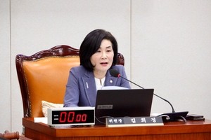 ‘학폭위’ 작년 3만건…학교장 자체 해결은 절반 이하