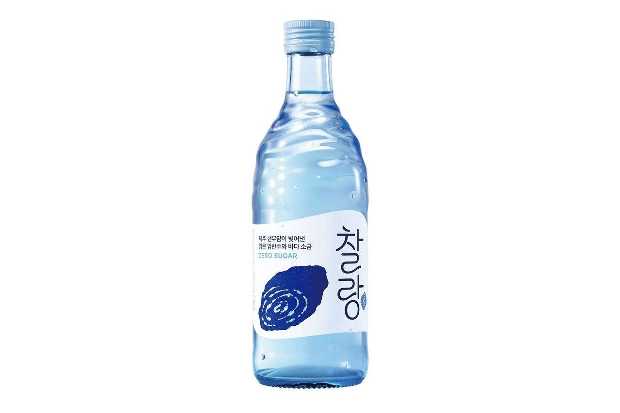 Oriental Brewery's zero-sugar soju brand Chalrang (Oriental Brewery)