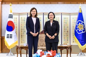 PM, top U.S. envoy discuss ways to strengthen S. Korea-U.S. alliance