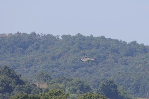 DMZ 지뢰 폭발 2차례…선두 공병 중사 부상, 안전조치 나선 대대장도 다쳐