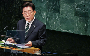 Lee urges US-NK dialogue for peace regime at UN speech