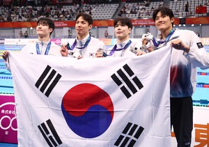 男계영 400ｍ, 일본 제치고 은메달…은3·동2 수확
