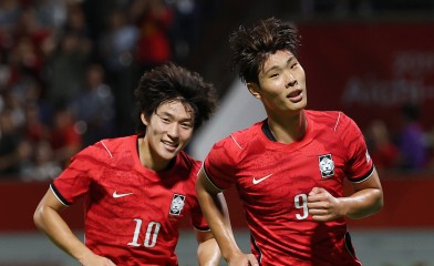 결과는 얻고 경기력은 숙제로…이민성호, 베트남 4골 차 ‘완파’