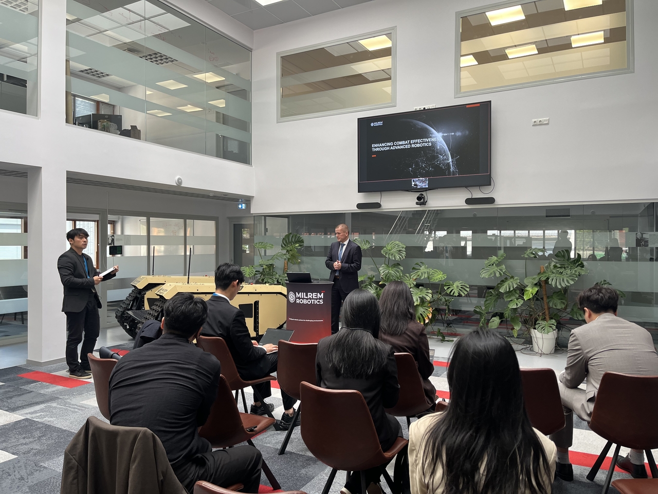 Milrem Robotics founder and CEO Kuldar Vaarsi (center) gives a presentation to South Korean reporters visiting the company’s headquarters in Tallinn, Estonia, Thursday. (Joint Press Corps)
