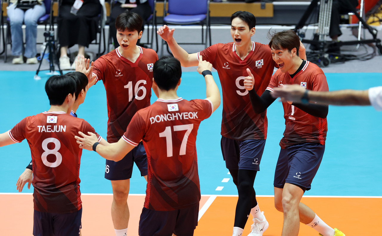 27일 일본 아이치현 파크 아레나 고마키에서 열린 2026 아이치·나고야 아시안게임 남자 배구 예선 대한민국과 필리핀의 경기. [연합]