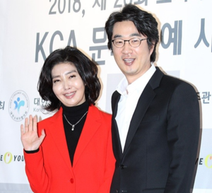 [뮤즈이슈]“유족 살아있는데” 홍혜걸, 역사 왜곡 논란 ‘암살자(들)’ 저격