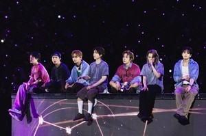 BTS “첫 ‘올해의 노래’, 시작 같은 앨범”…트로피만 13개 [2026 MTV VMA]