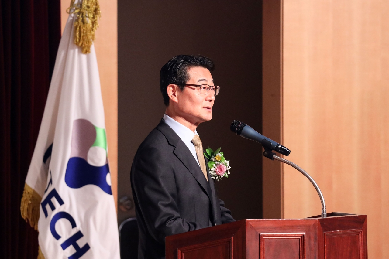 손웅희 한국생산기술연구원 신임 원장이 28일 취임식을 갖고 공식 업무에 돌입했다.[한국생산기술연구원 제공]