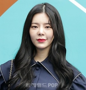장재인 ‘노브라 패션’에…“여자가 시원하게 살면 안 되나”