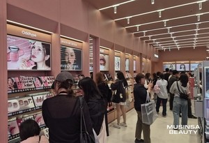 무신사 글로벌 뷰티 거래 중소 브랜드 싹쓸이…“K-뷰티 판로 확대”