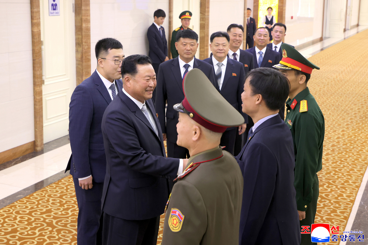 A delegation from North Korea’s Ministry of National Defense, led by Vice Minister of National Defense Ri Chol-ung, departed Pyongyang on Sept. 22 for a visit to Vietnam, KCNA reported on Sept. 23. (Yonhap)