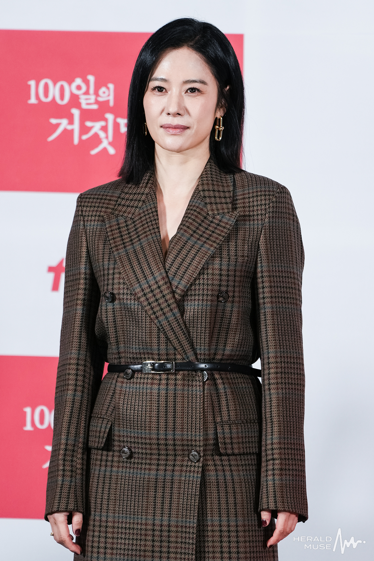[헤럴드뮤즈=민경빈 기자] 배우 김현주가 29일 오후 서울 용산구 CGV 용산아이파크몰에서 진행된 tvN 20주년 특별기획 새 토일드라마 ‘100일의 거짓말’ 제작발표회에 참석해 포토타임을 갖고 있다.