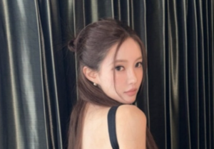 효민, 베트남서 과감한 ‘백리스 룩’ 소화..슬림 탄탄 몸매의 정석