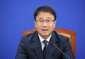 與野 ‘北 지뢰’ 공방전 가열…정국 최대 이슈로 [이런정치]