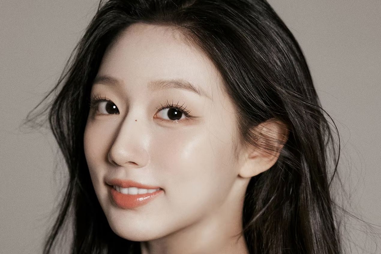Jeong Ye-in (Sublime)