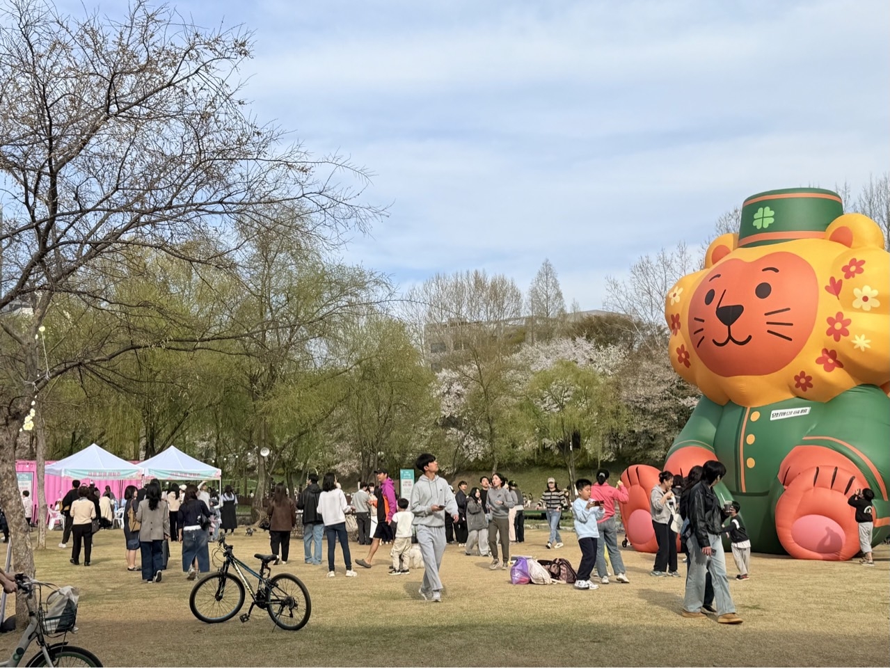 양재아트살롱 벚꽃마켓