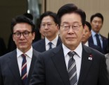李·與 지지율 추이 보니…‘서울·2030’이 아킬레스건 [數싸움]