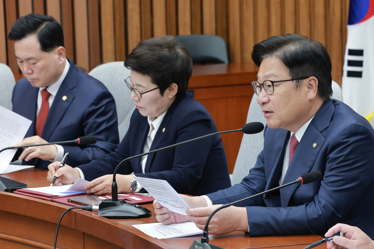 정점식 국민의힘  원내대표가 2일 국회에서 열린 국정감사대책회의에 참석해 발언하고 있다. [연합]