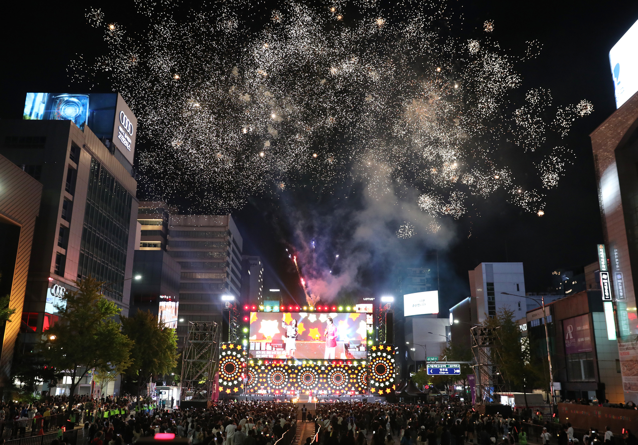 Fireworks light up the sky over Gangnam during the 2026 Gangnam Festival.